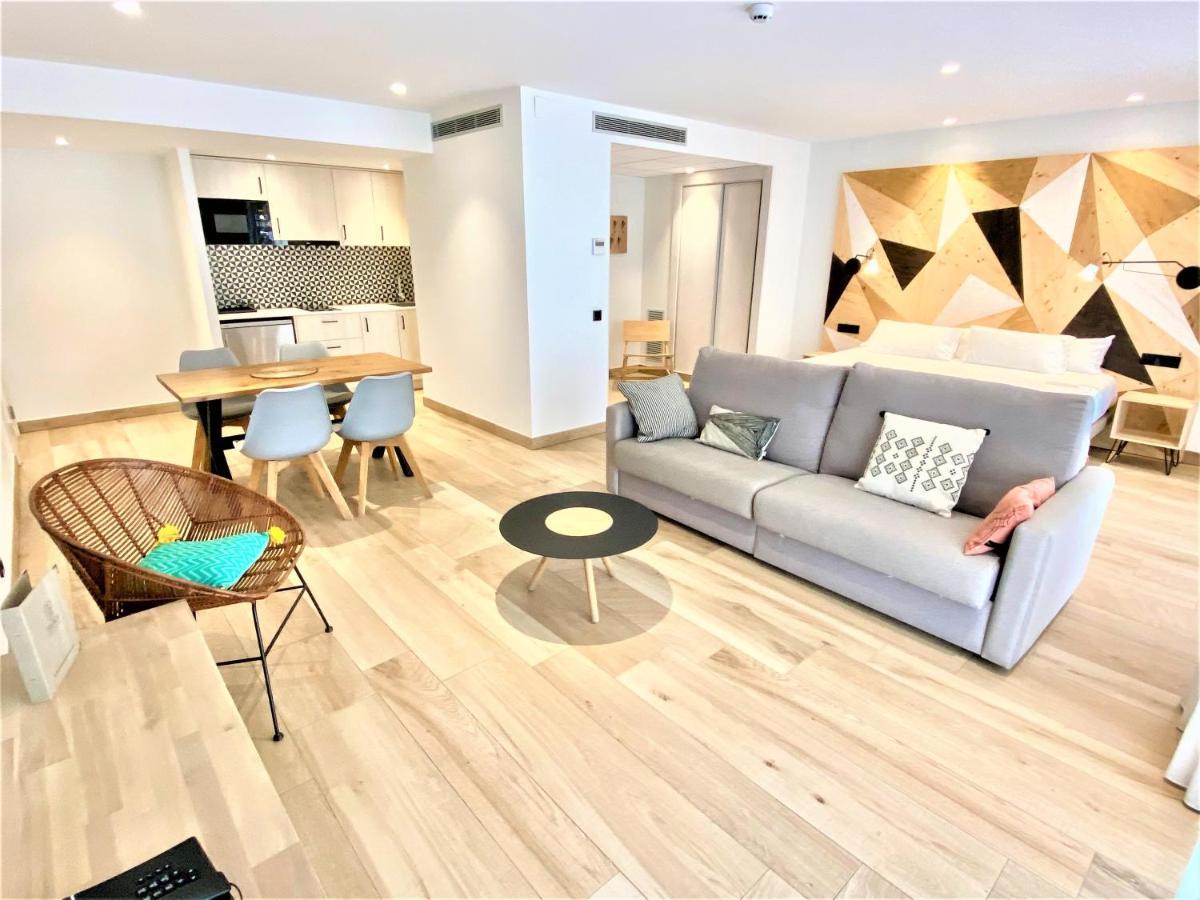 Apartahotel Dos Rios Ainsa Ngoại thất bức ảnh
