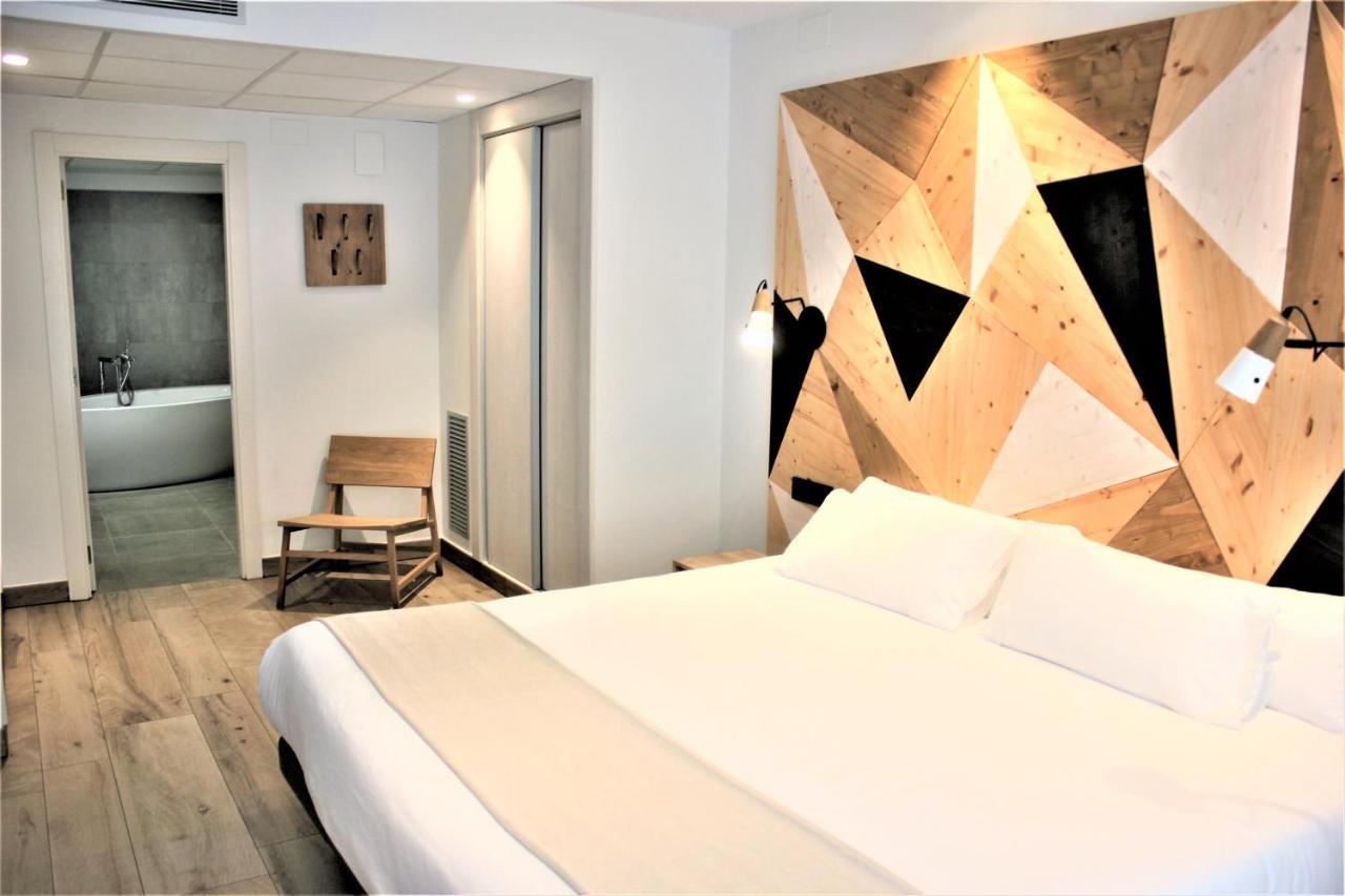 Apartahotel Dos Rios Ainsa Ngoại thất bức ảnh